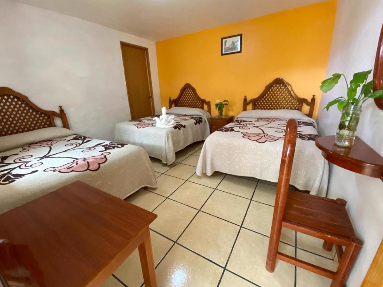 Hotel Posada Camelinas Pátzcuaro Exteriör bild