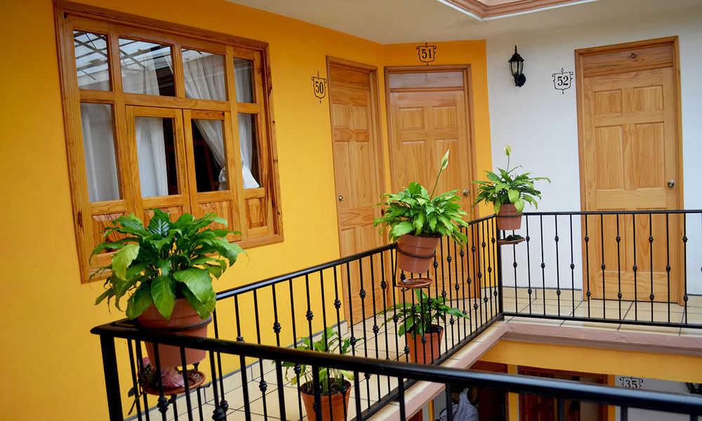 Hotel Posada Camelinas Pátzcuaro Exteriör bild